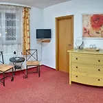 Pensión Achilla 4*